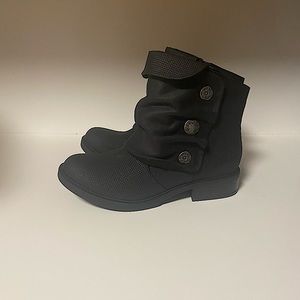 Blowfish booties - NEW - Never worn - size 7.5